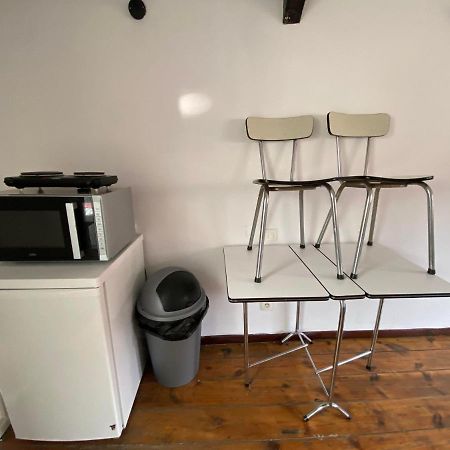 Appartement Dans Une Impasse Calme Proche De La Gare อาเมียงส์ ภายนอก รูปภาพ