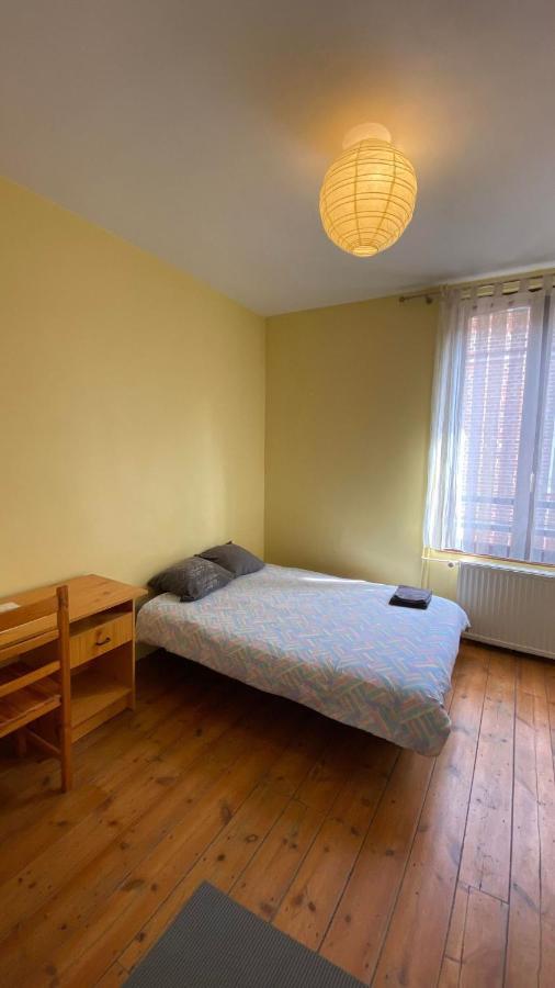 Appartement Dans Une Impasse Calme Proche De La Gare อาเมียงส์ ภายนอก รูปภาพ